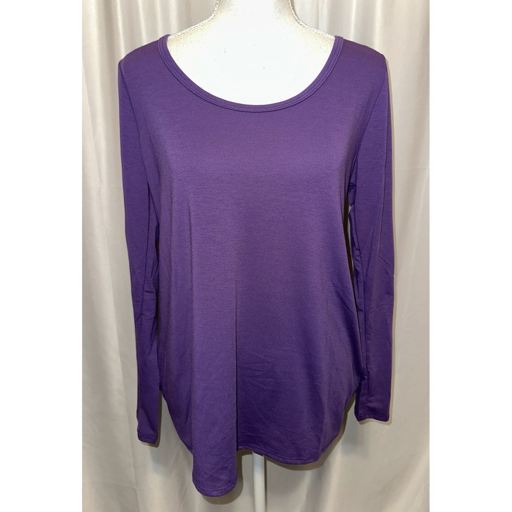 LulaRoe Top Long Sleeve Size M Hi-low Purple Simply Comfortable Pullover